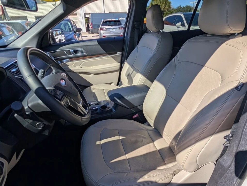 2019 Ford Explorer 5th Gen - Image 10 of 12