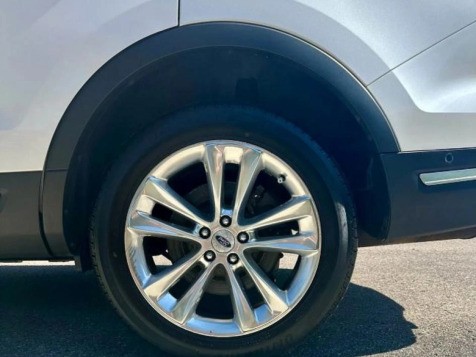 2019 Ford Explorer 5th Gen - Image 24 of 29