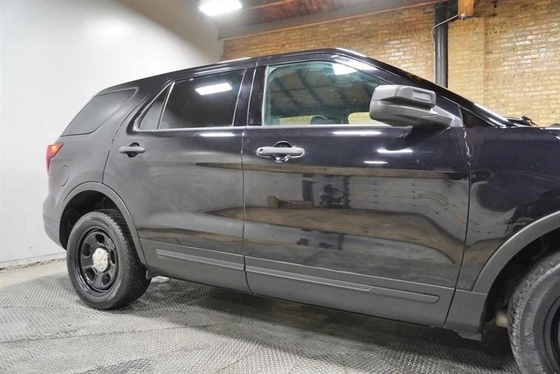 2019 Ford Explorer 5th Gen - Image 10 of 12
