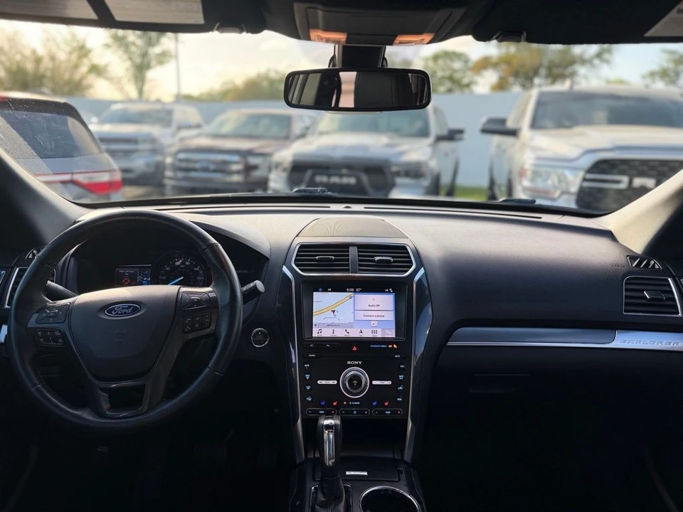 2019 Ford Explorer 5th Gen - Image 25 of 30