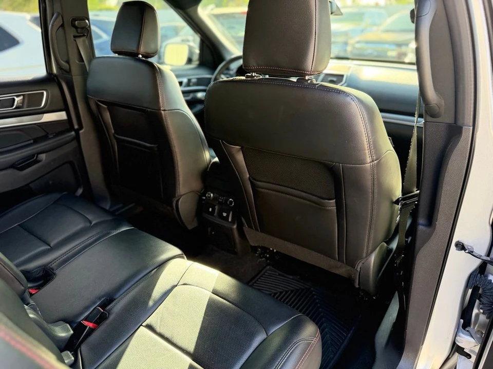 2019 Ford Explorer 5th Gen - Image 19 of 30