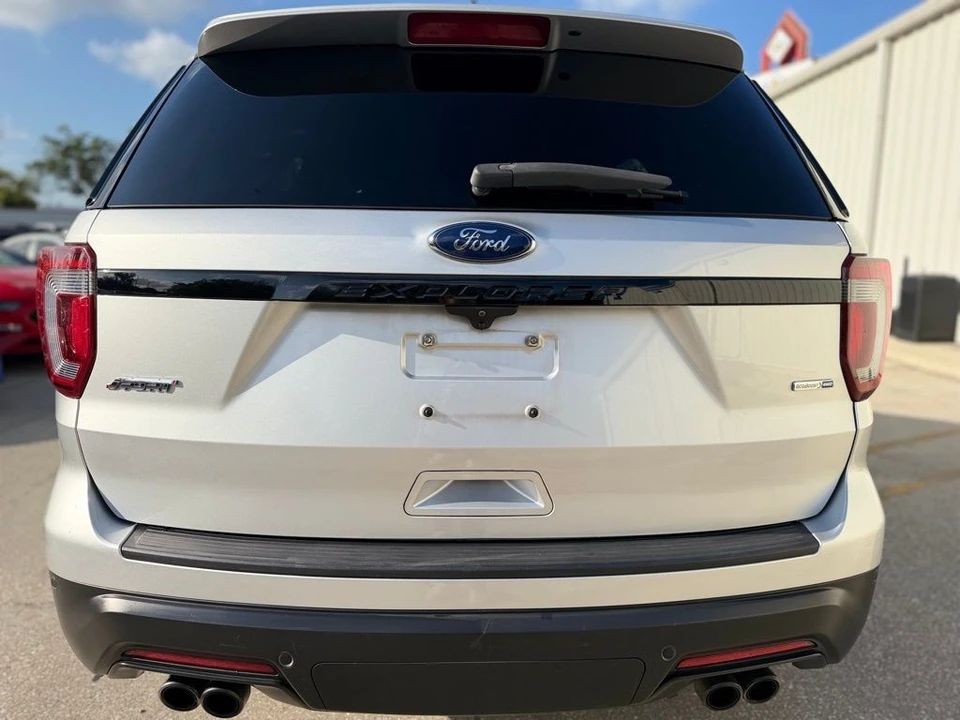 2019 Ford Explorer 5th Gen - Image 4 of 30