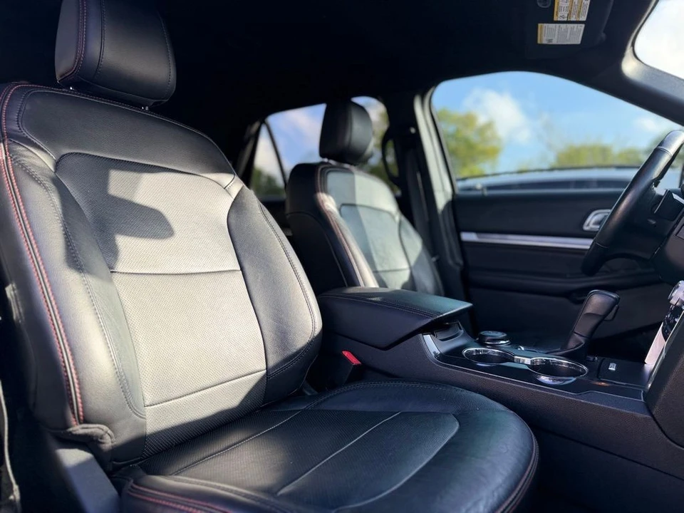 2019 Ford Explorer 5th Gen - Image 14 of 30