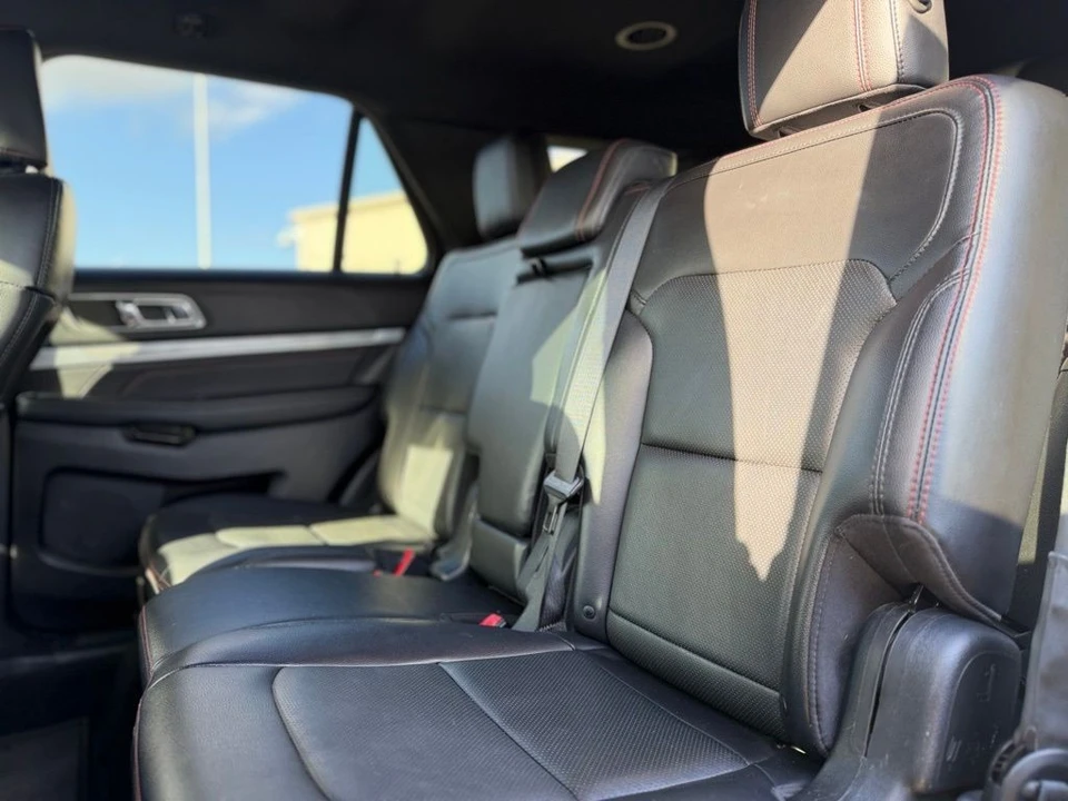 2019 Ford Explorer 5th Gen - Image 17 of 30