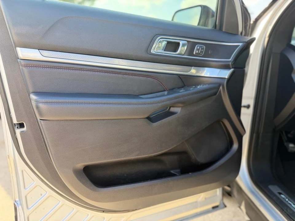 2019 Ford Explorer 5th Gen - Image 9 of 30