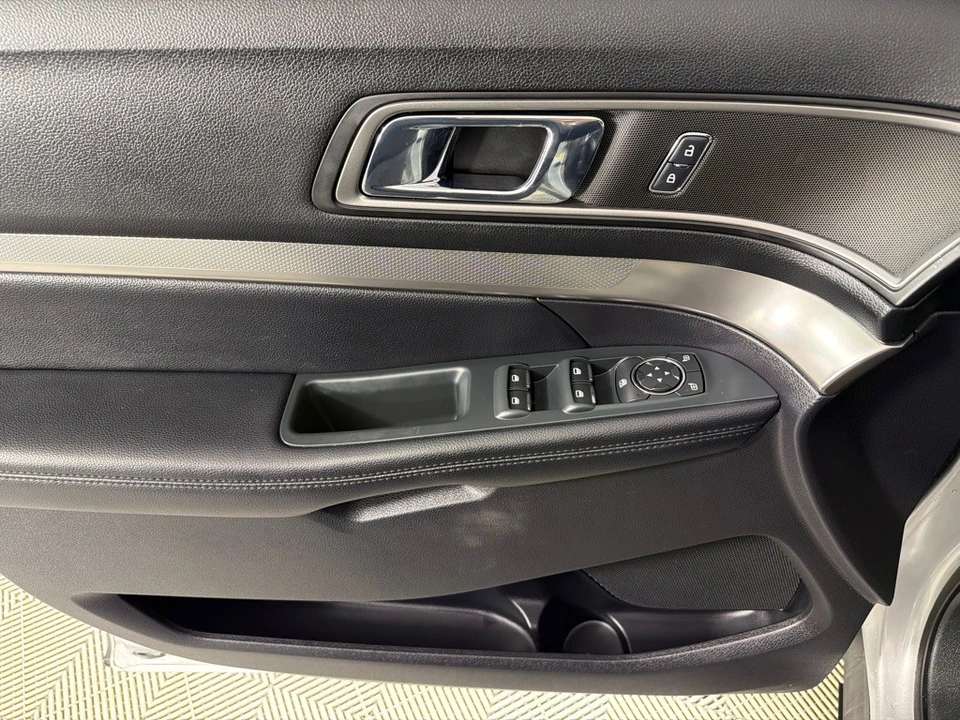 2019 Ford Explorer 5th Gen - Image 10 of 12
