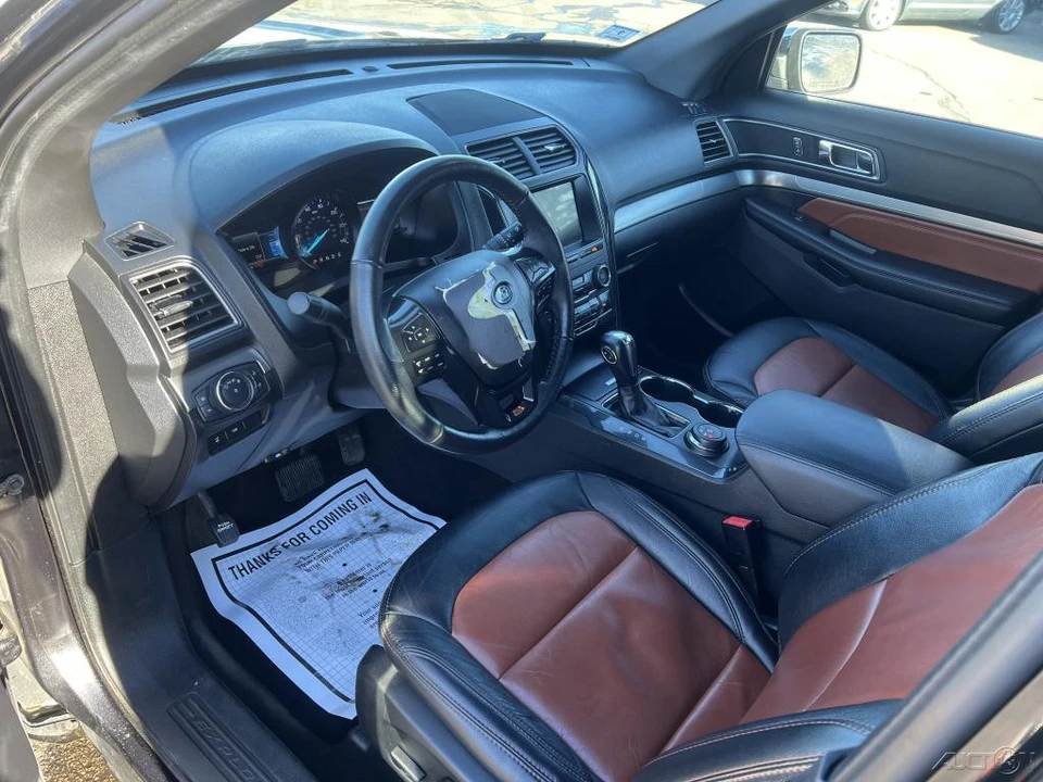2019 Ford Explorer 5th Gen - Image 6 of 12