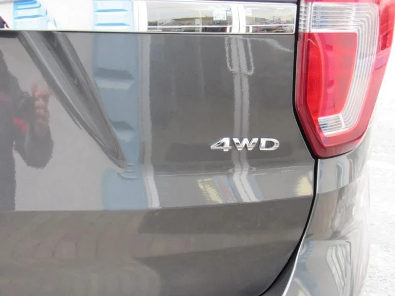 2019 Ford Explorer 5th Gen - Image 8 of 12