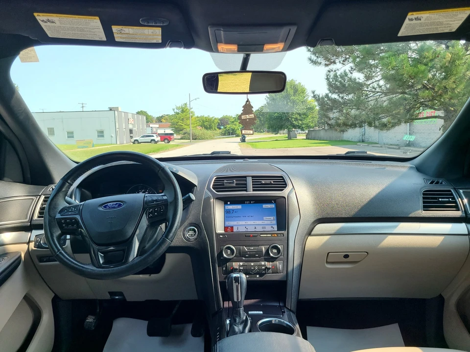 2019 Ford Explorer 5th Gen - Image 18 of 21