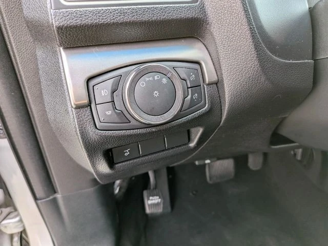 2019 Ford Explorer 5th Gen - Image 16 of 21
