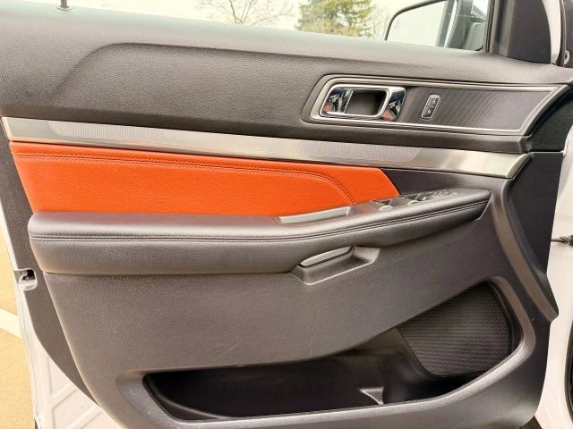 2019 Ford Explorer 5th Gen - Image 15 of 21