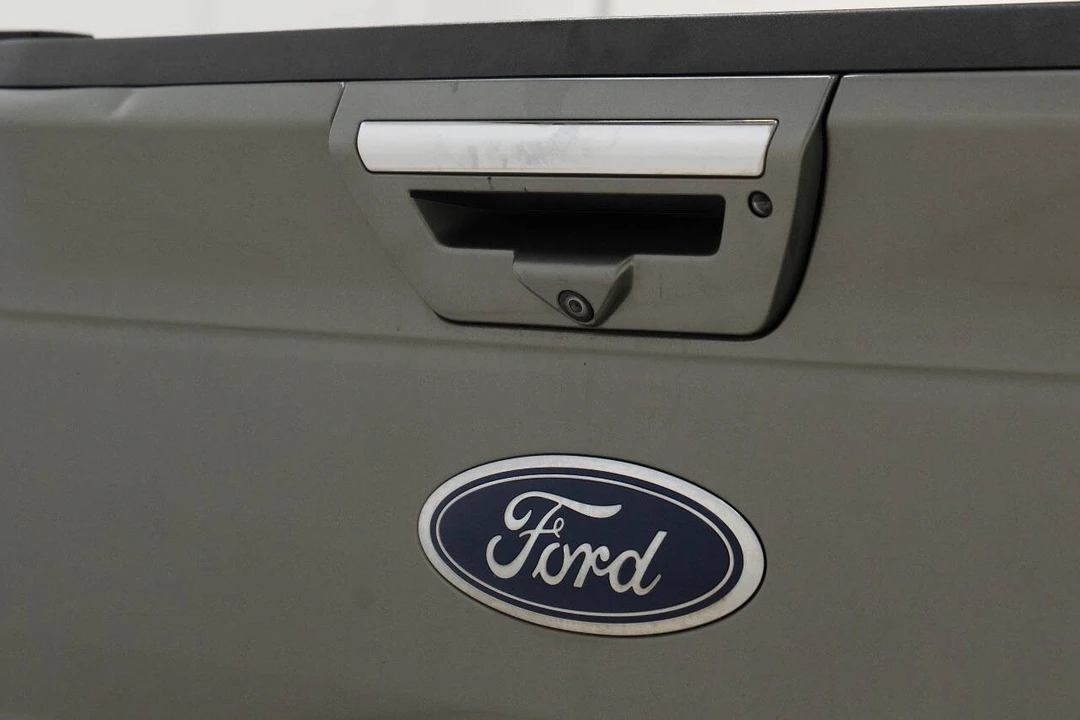 2019 Ford F-150 13th Gen - Image 13 of 31