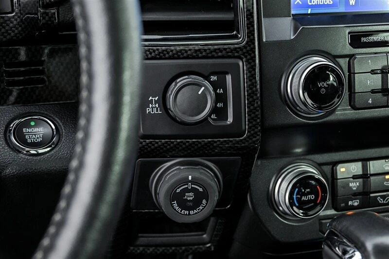 2019 Ford Shelby Mustang - Image 24 of 30