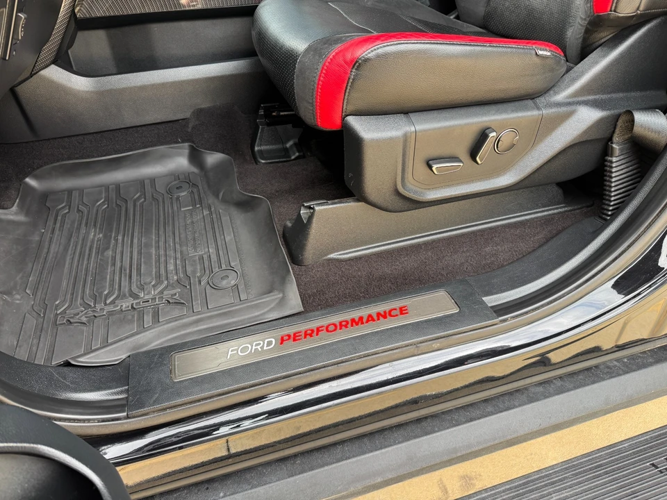 2019 Ford F-150 Raptor 13th Gen - Image 11 of 31