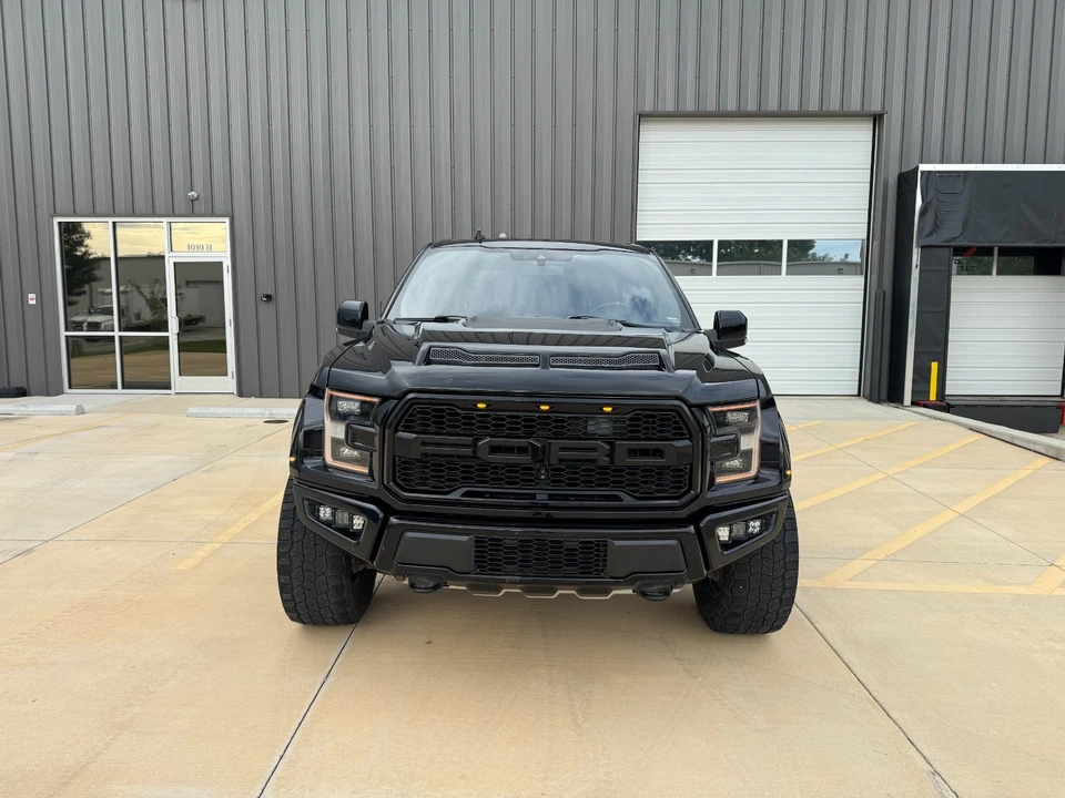 2019 Ford F-150 Raptor 13th Gen - Image 8 of 31