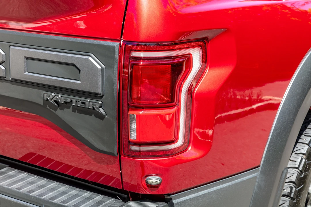 2019 Ford F-150 Raptor 13th Gen - Image 21 of 31