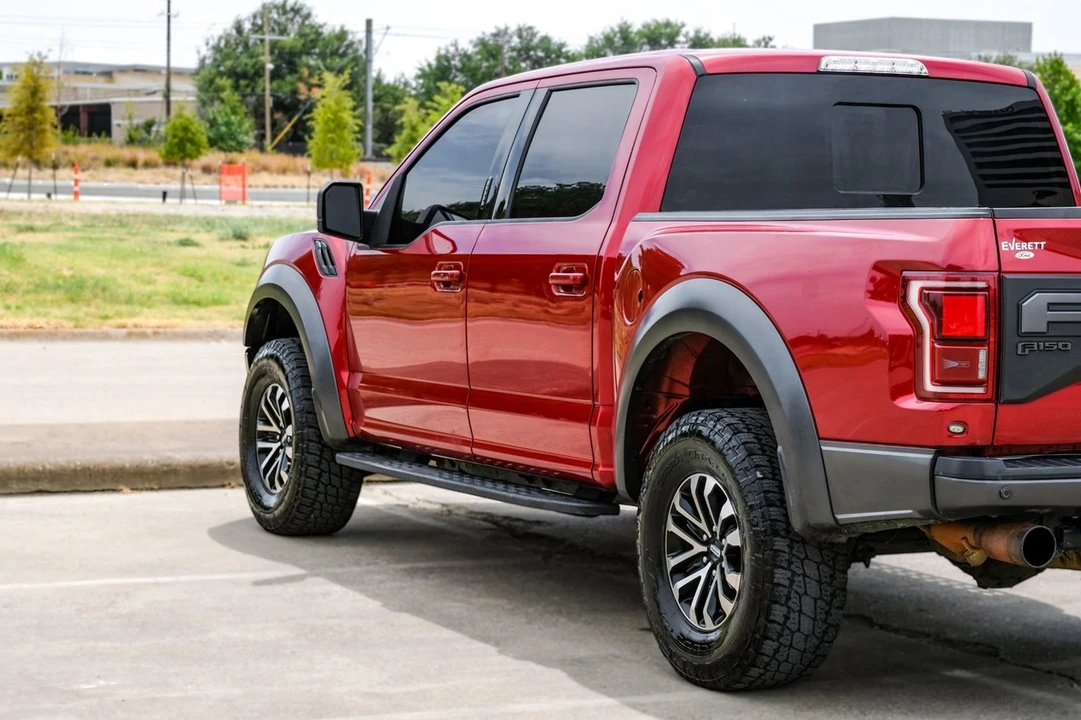 2019 Ford F-150 Raptor 13th Gen - Image 14 of 31