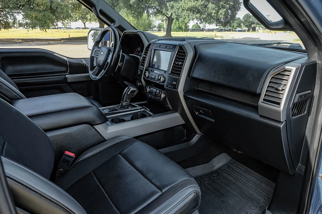 2019 Ford F-150 Raptor 13th Gen - Image 14 of 31