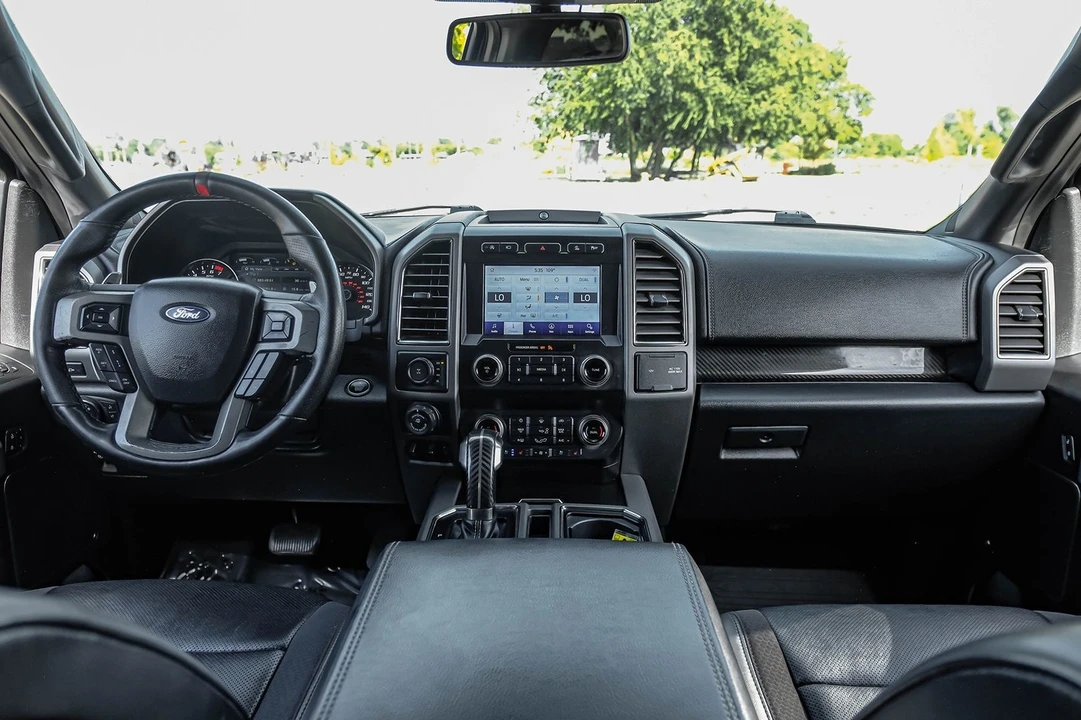 2019 Ford F-150 Raptor 13th Gen - Image 15 of 31