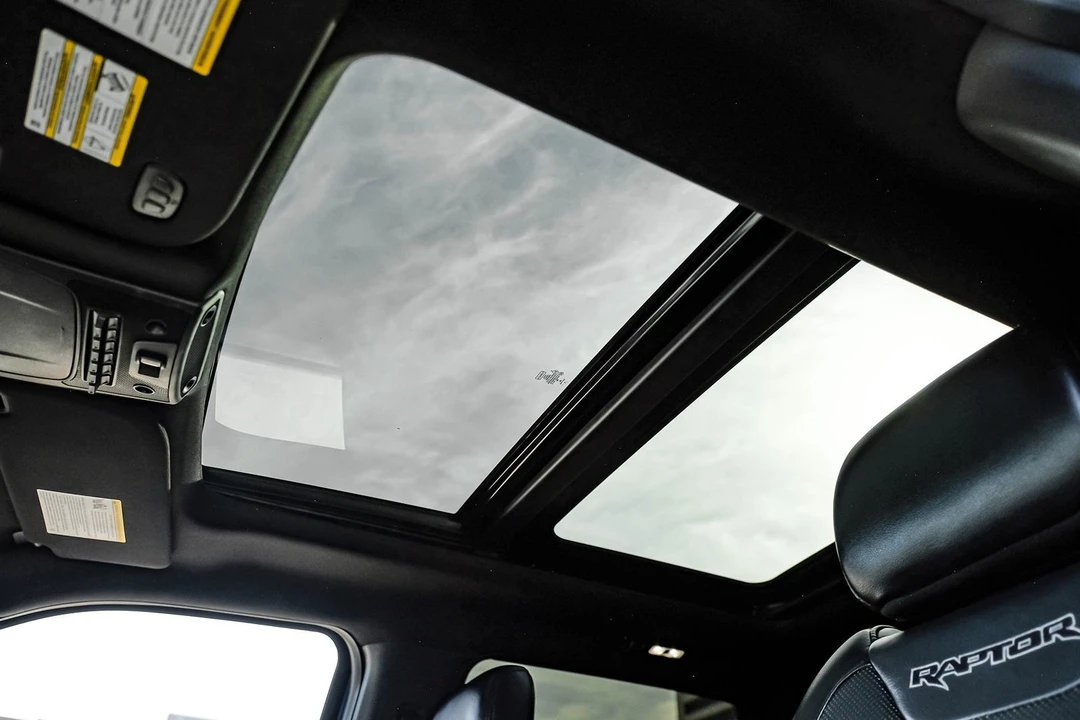 2019 Ford F-150 Raptor 13th Gen - Image 6 of 31