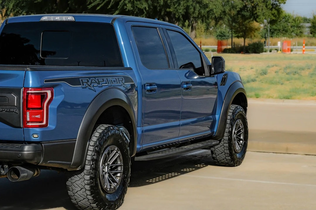 2019 Ford F-150 Raptor 13th Gen - Image 11 of 31