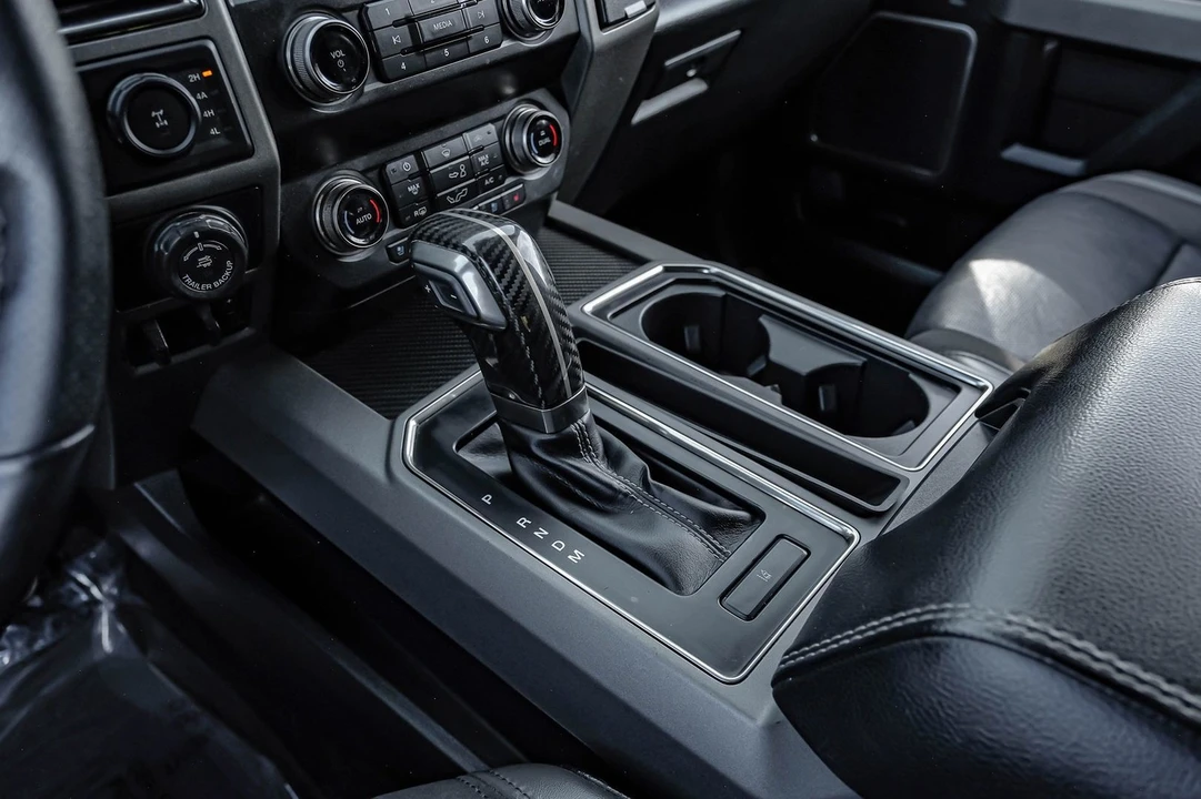 2019 Ford F-150 Raptor 13th Gen - Image 25 of 31