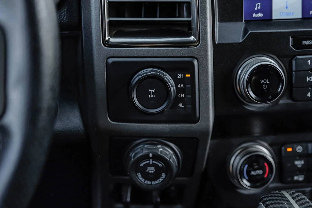 2019 Ford F-150 Raptor 13th Gen - Image 27 of 31