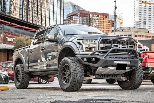 2019 Ford F-150 Raptor Hennessey Velociraptor V8