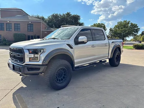2019 Ford F-150 Raptor Pickup 4D 5 1/2 ft
