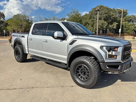 2019 Ford F-150 Raptor Pickup 4D 5 1/2 ft