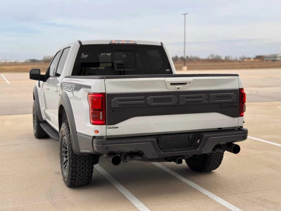 2019 Ford F-150 Raptor 13th Gen - Image 11 of 31