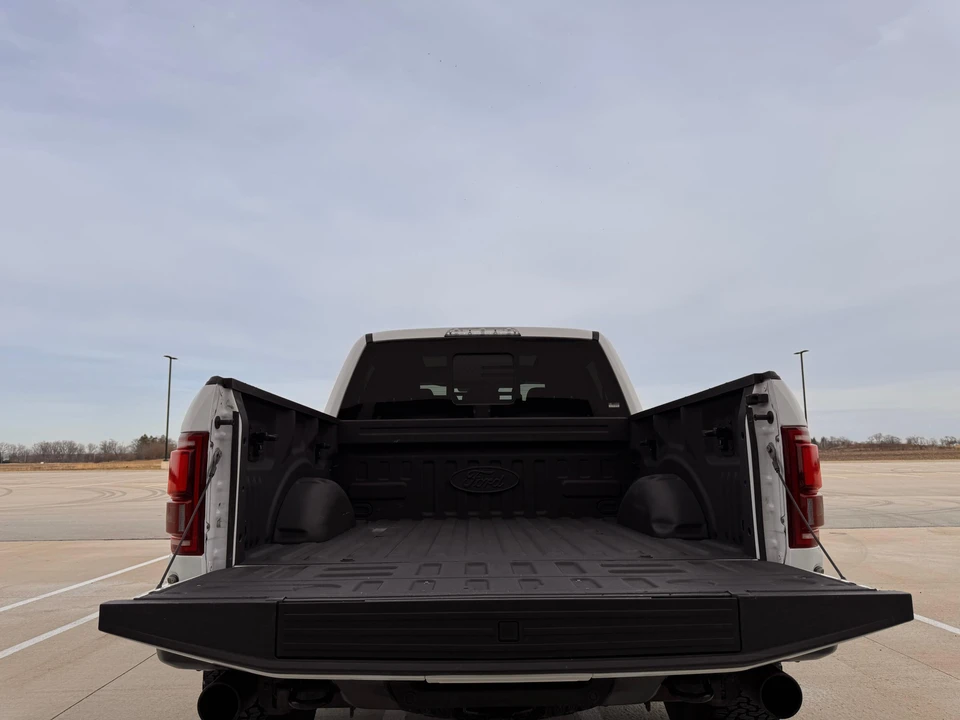 2019 Ford F-150 Raptor 13th Gen - Image 23 of 31