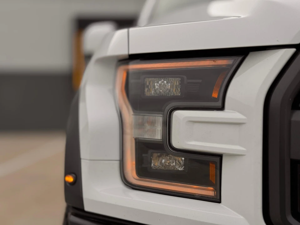 2019 Ford F-150 Raptor 13th Gen - Image 16 of 31