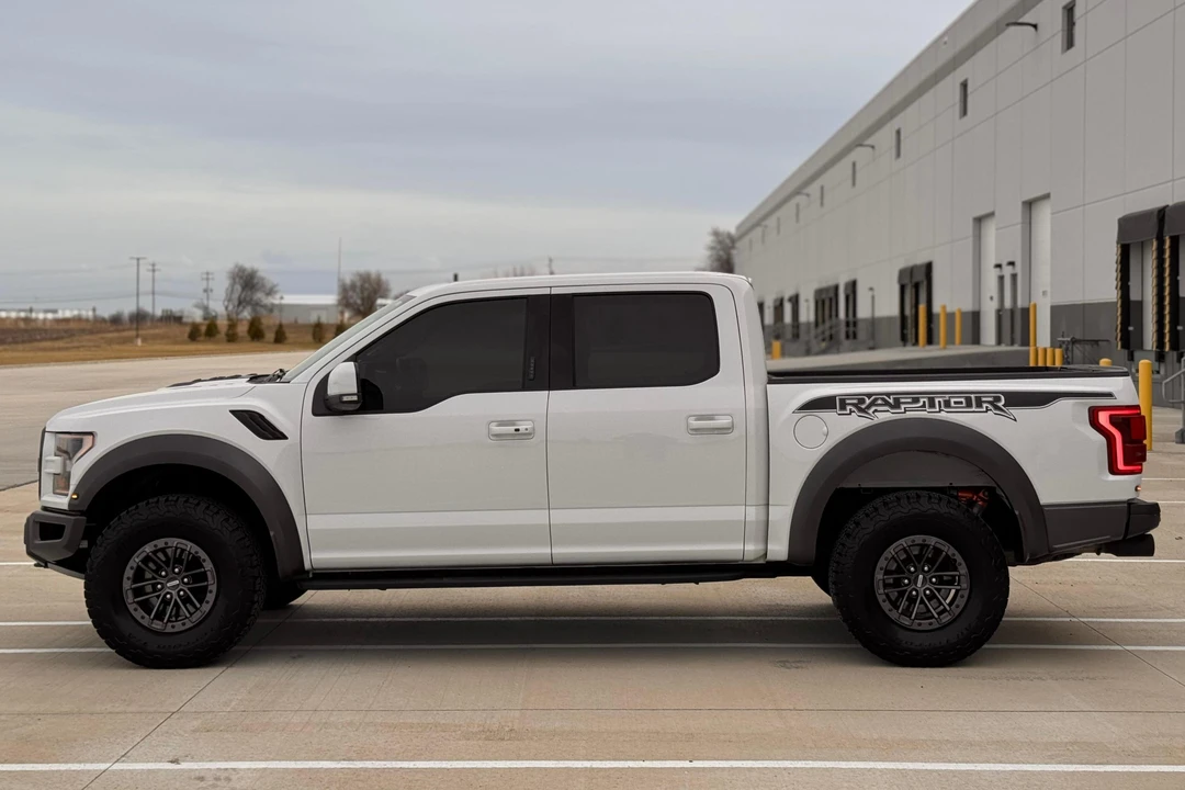 2019 Ford F-150 Raptor 13th Gen - Image 3 of 31