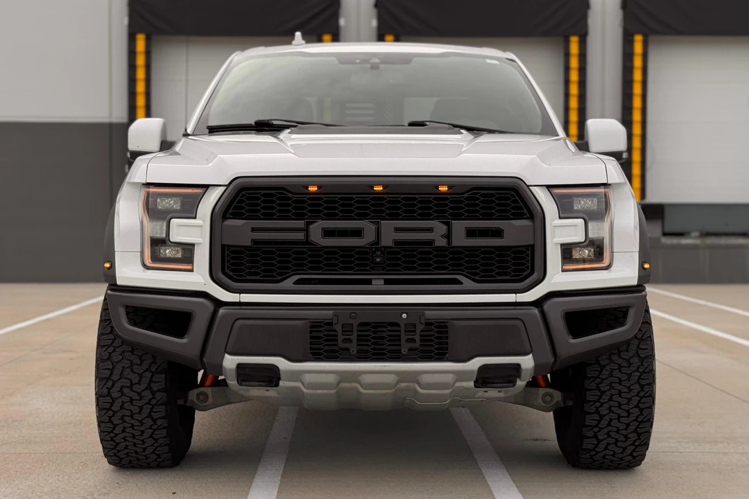2019 Ford F-150 Raptor 13th Gen - Image 2 of 31