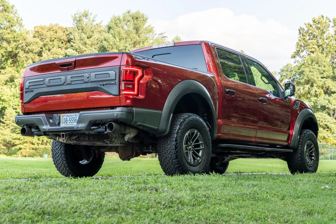 2019 Ford F-150 Raptor 13th Gen - Image 14 of 31