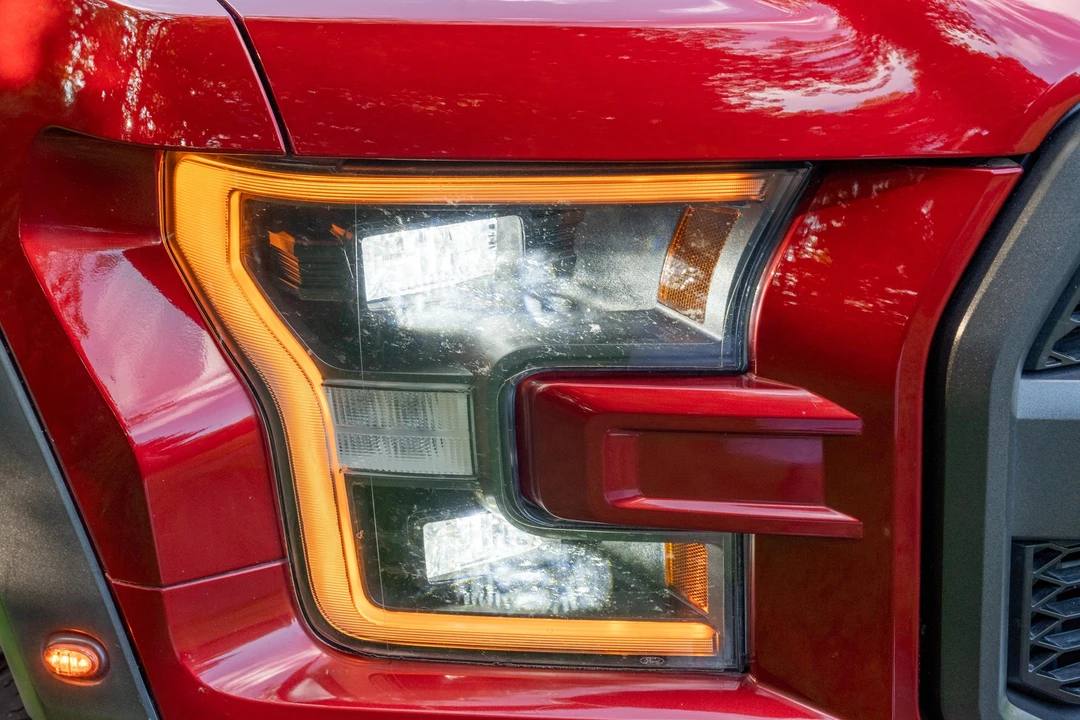 2019 Ford F-150 Raptor 13th Gen - Image 18 of 31