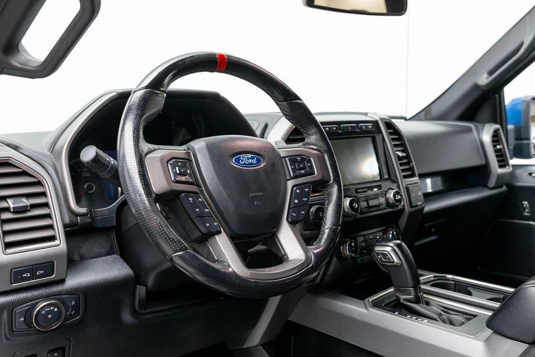 2019 Ford - Image 17 of 31