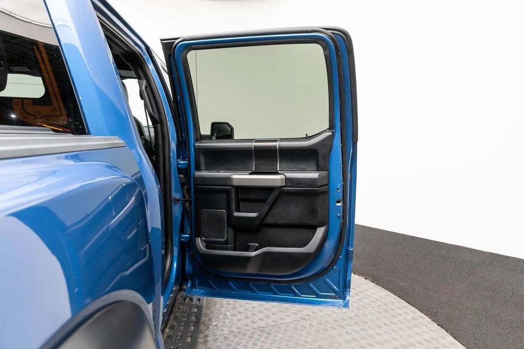 2019 Ford - Image 11 of 31