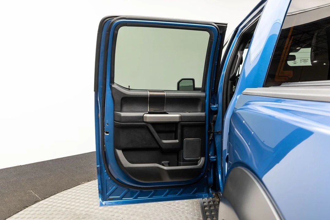 2019 Ford - Image 12 of 31