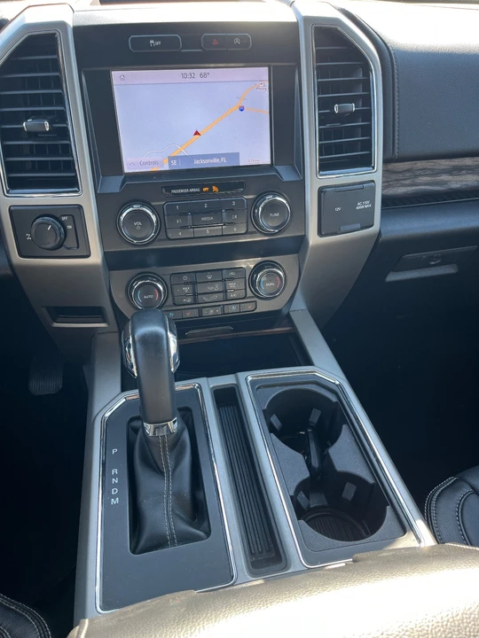 2019 Ford F-150 14th Gen - Image 18 of 21