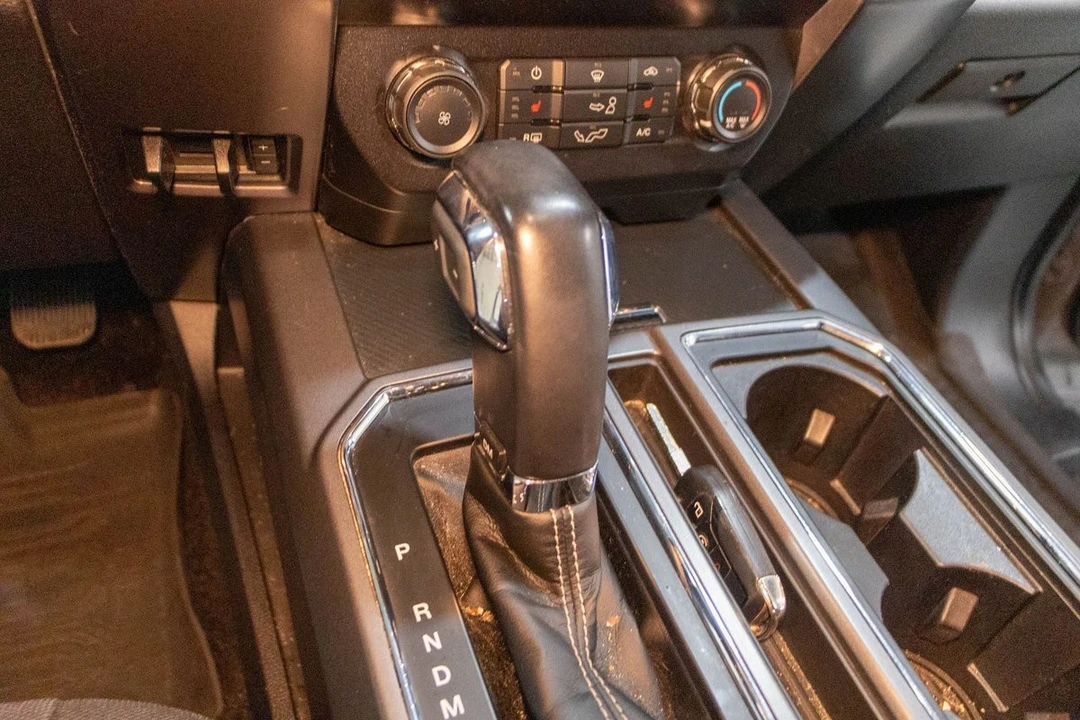 2019 Ford - Image 15 of 31