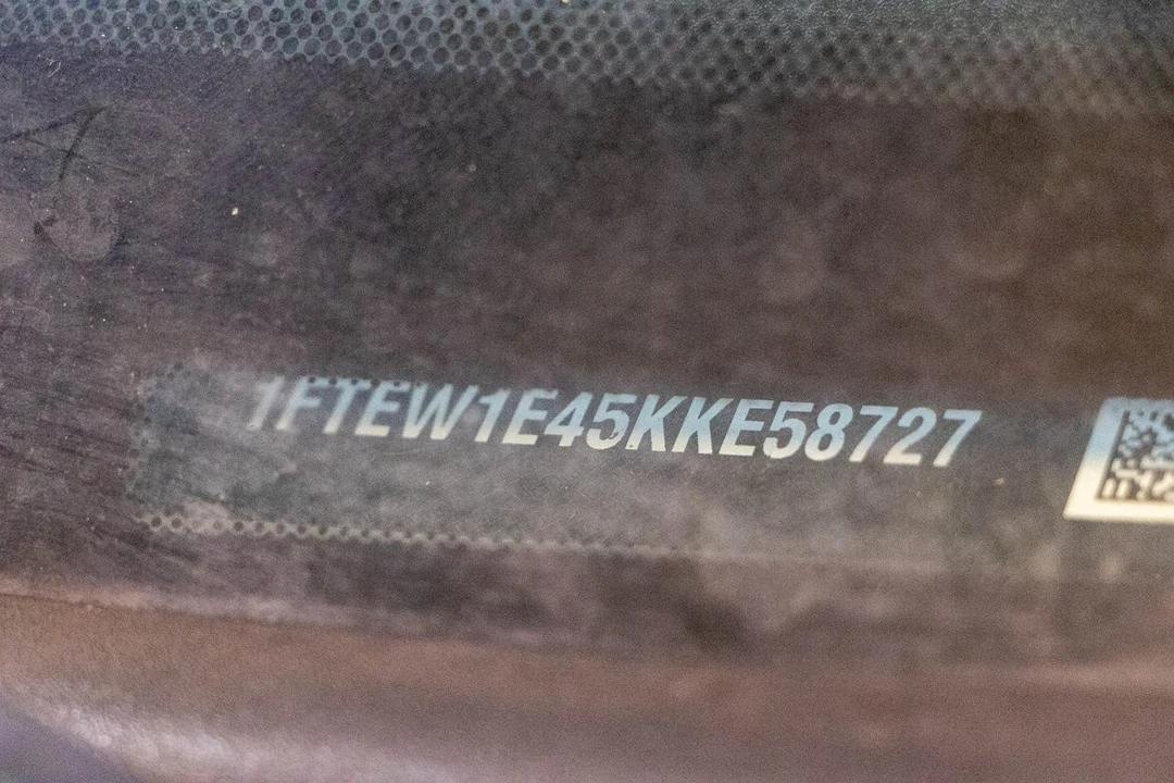 2019 Ford - Image 16 of 31