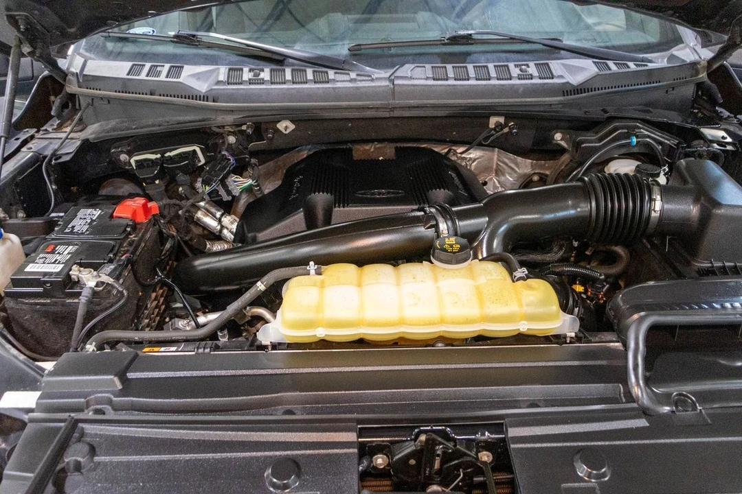 2019 Ford - Image 17 of 31