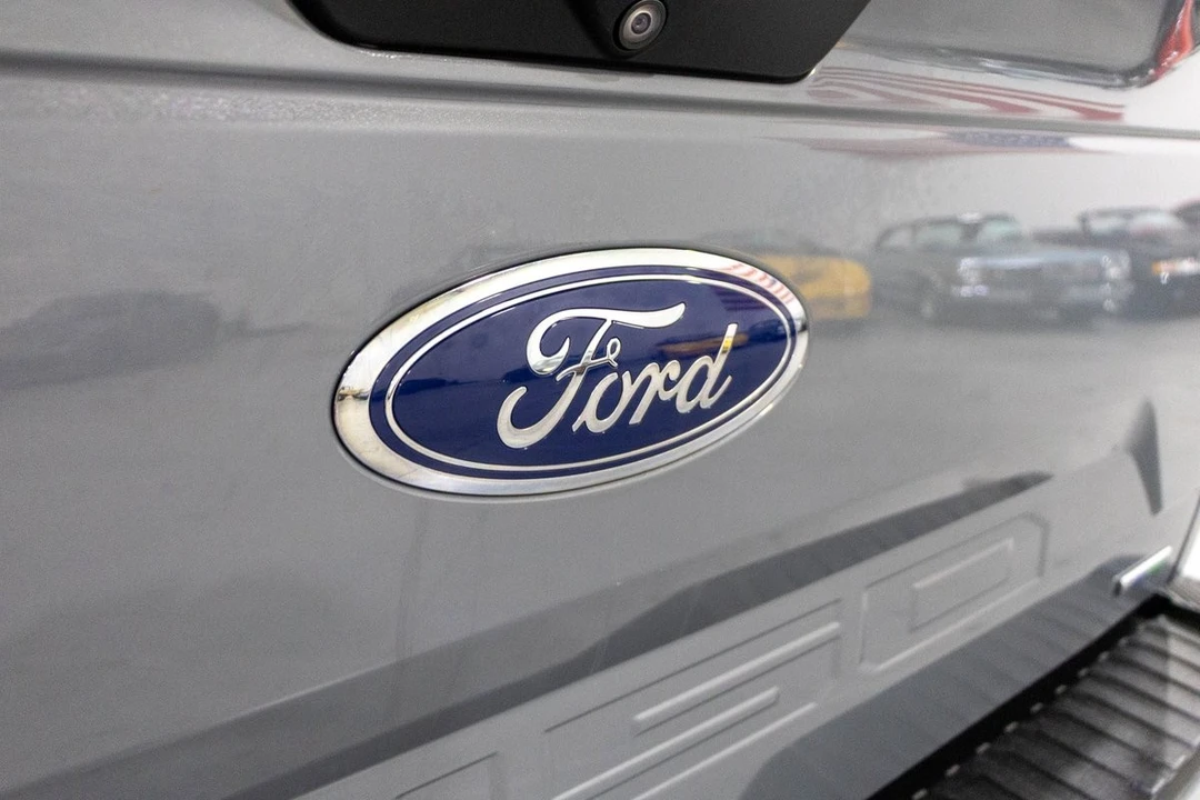 2019 Ford - Image 24 of 31