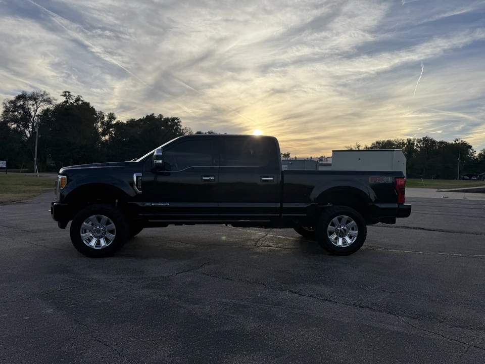 2019 Ford Super Duty 4th Gen - Image 2 of 20