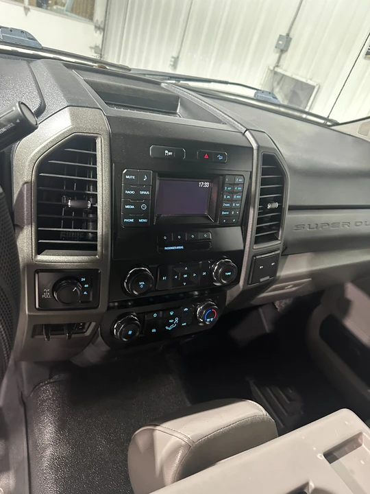 2019 Ford Super Duty 4th Gen - Image 15 of 20