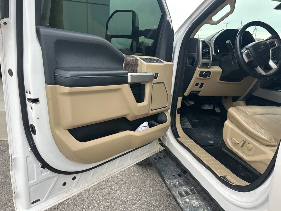 2019 Ford Super Duty 5th Gen - Image 5 of 10