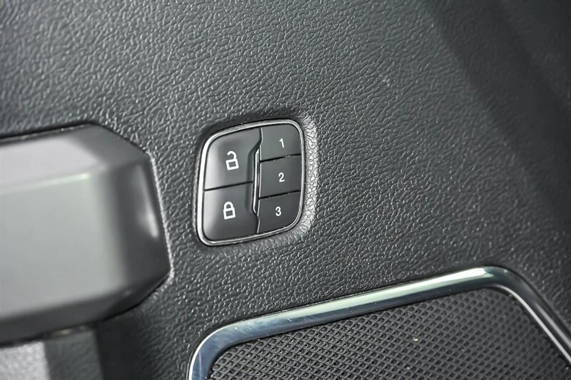 2019 Ford Super Duty 4th Gen - Image 16 of 31