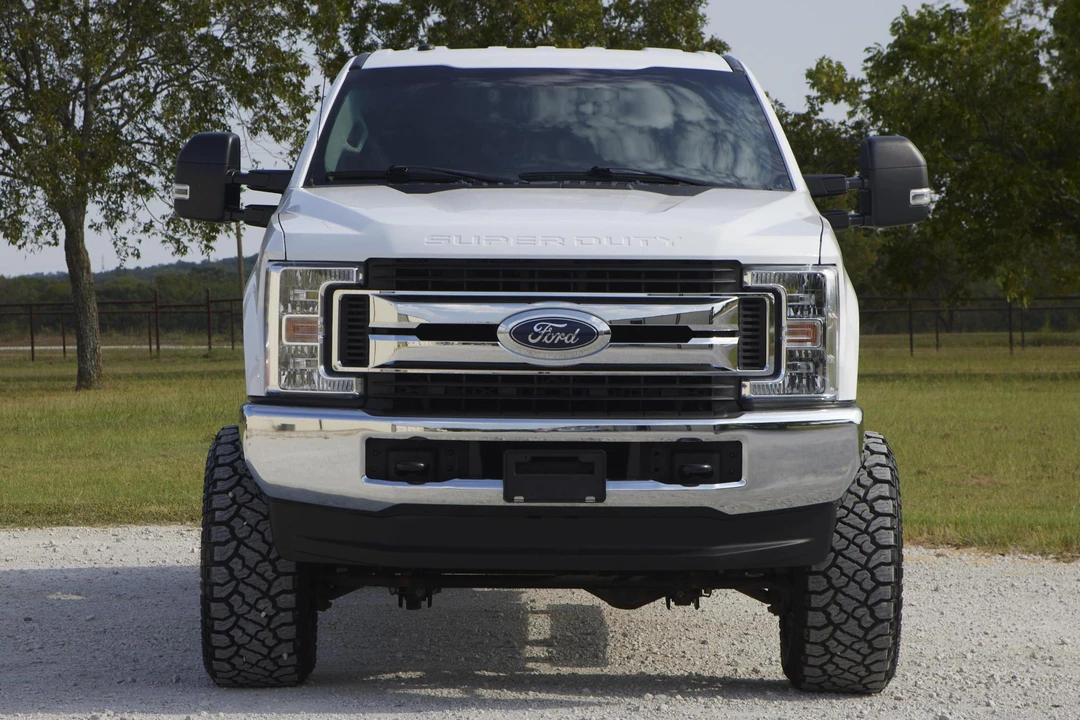 2019 Ford Super Duty 3rd Gen - Image 2 of 31